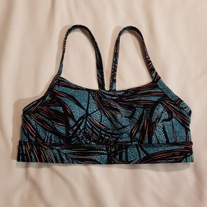 Lululemon size 4 bra